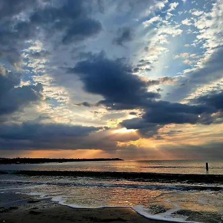 ゲストハウス Chance Sarafovo 3*